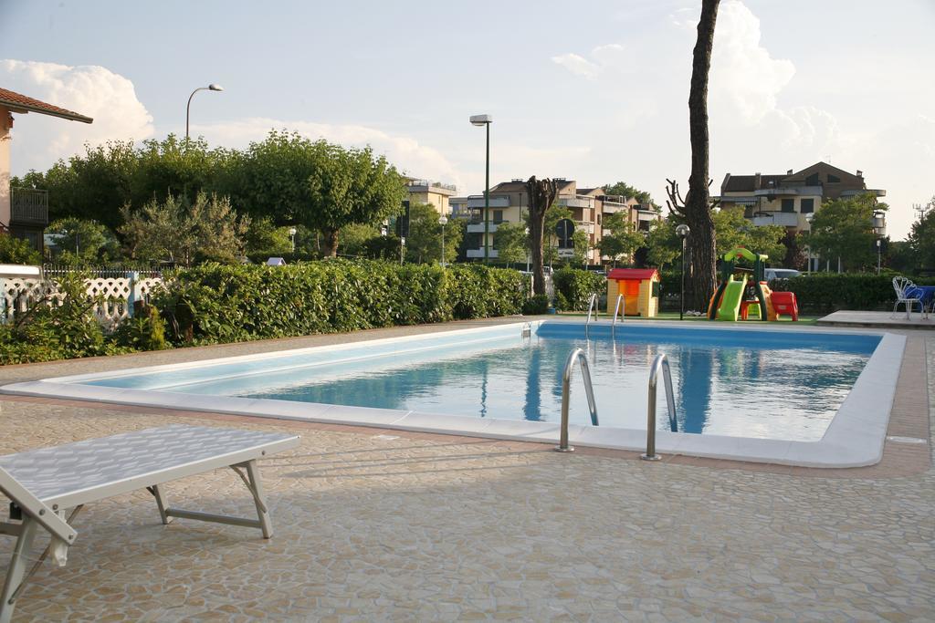 Hotel Primula Azzurra Cervia Exterior foto